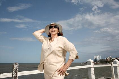 Para Nora Cárpena esta es su primera temporada en Mar del Plata sin la compañía de su marido, Guillermo Bredeston