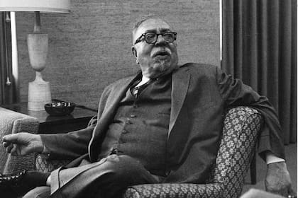 Norbert Wiener en 1961 hablando sobre la segunda edición de Cibernética y sociedad
