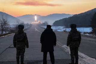 Norcorea afirma que pruebas de misiles incluyen sistema de armas hipersónicas