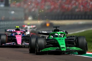 Norris lidera doblete de Mclaren en carrera al sprint en Miami; Antonelli es penalizado