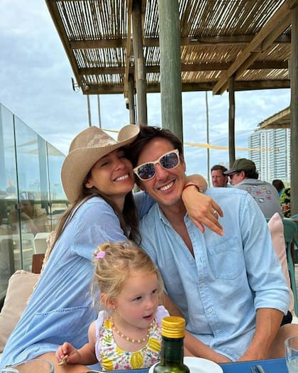 "Nos queda mucho por delante, así que tratamos de que el vínculo sea ameno, en paz", sostuvo Ardohain sobre garcía Moritán (Foto: Instagram @pampitaoficial)