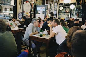 Cómo es el renacer de los bares históricos de Montevideo del preferido de Benedetti al de los marineros