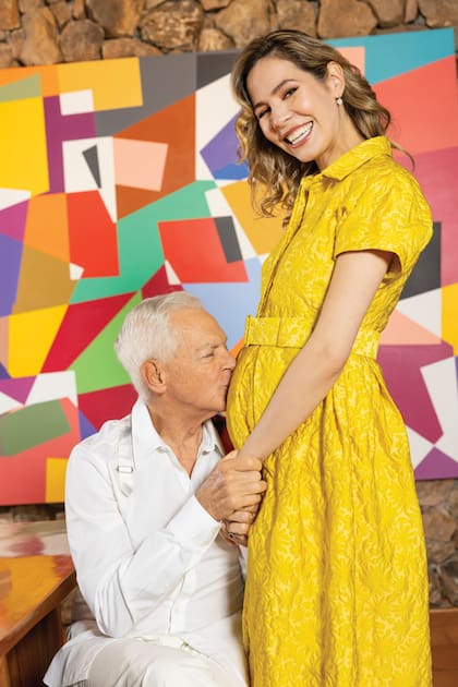 "Nosotros somos una pareja particular que siempre va a tener gente que le gusta y detractores que se oponen… En Instragram tenemos haters y lovers y es normal", afirma Eduardo.