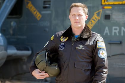 Nota Sea King. Teniente de Corbeta Fernando Ezequiel Peyret. 30 años, oriundo de Versalles, Capital Federal. (foto: gentileza Fernando Acuña).