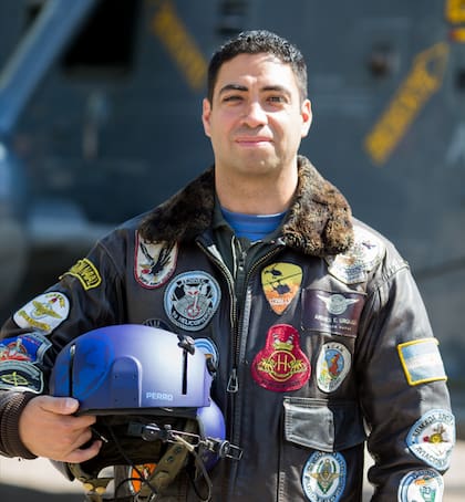 Nota Sea King. Teniente de Navío Andrés Eduardo Urquiza, 39 años, oriundo de Muñiz, provincia de Buenos Aires (foto: gentileza Fernando Acuña).