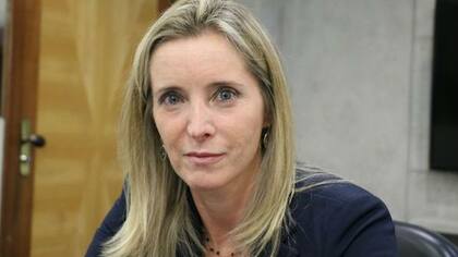 Notaria brasileña Fernanda de Freitas Leitão: el documento que labró registrando la unión de las tres mujeres en Río está en medio de la controversia