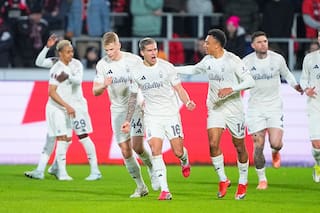 Nottingham Forest vence a Midtjylland en penales y avanza a cuartos de la Europa League