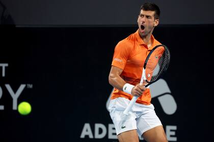 Novak Djokovic conquistó el título en Adelaida al superar a Sebastian Korda en la final