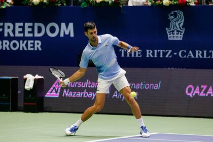 Novak Djokovic intentará volver a la final del Masters 1000 de París, en el que acumula 12 victorias sucesivas; su obstáculo será Stefanos Tsitsipas.