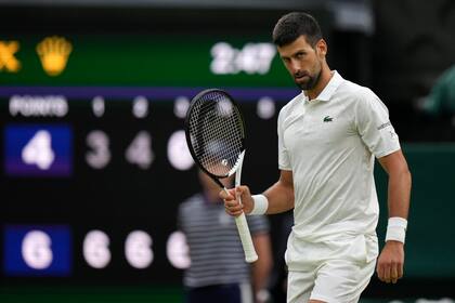 Novak Djokovic irá por su quinta corona al hilo en Wimbledon, pero tendrá enfrente a Carlos Alcaraz, el número 1 del ranking mundial de tenis.