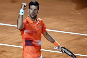 Novak Djokovic le ganó a Auger-Aliassime, alcanzó las semifinales de Roma y se lanza a París