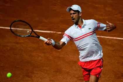 Novak Djokovic se mostró diplomático al ser consultado por jugar sin espectadores en París, pero dejó en claro que prefiere en lo posible tener público en sus partidos