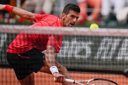 Novak Djokovic tomó el control del juego en la final de Roland Garros y ahora Ruud busca respuestas