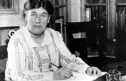 Novelista, ensayista y gran cuentista, Willa Cather fue admirada por William Faulkner, Truman Capote y Wallace Stevens