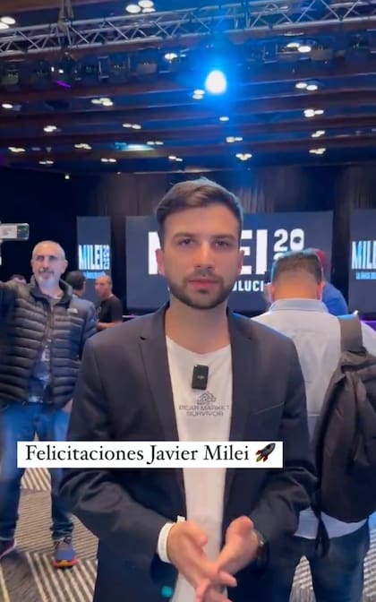 Novelli en el bunker de campaña