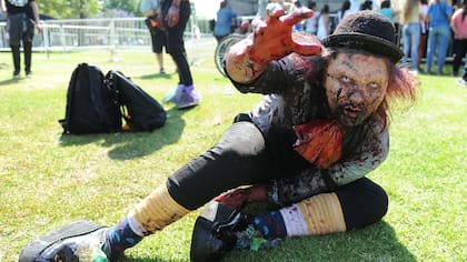 Los zombies invadieron ayer las calles de Buenos Aires