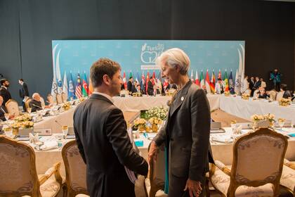 El exministro de Economía Axel Kicillof participa del segundo dia de actividades del G20 en Turquia y se reune con la directora del Fondo Monetario Internaciona (FMI), Christine Lagarde ?