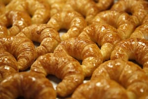 Nuestras medialunas quedan fuera de toda discusión: el croissant es más grande y de masa más aireada