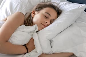 Los tres secretos para lograr un buen descanso y cómo influye el ambiente, según una neuróloga especialista en sueño