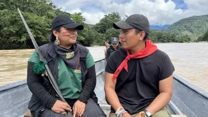 "Nuestro territorio es vida", dicen Alexandra y Alex