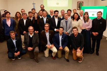 Nueva comisión directiva del Movimiento CREA
