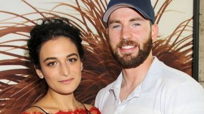 Nueva pareja: Jenny Slate y Chris Evans