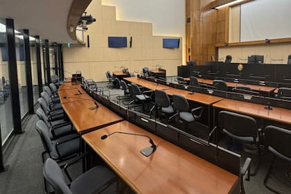 Nueva Sala Amia
El Consejo de la Magistratura finalizó la puesta en valor del histórico auditorio de Comodoro Py, con una inversión superior a 162 millones de pesos