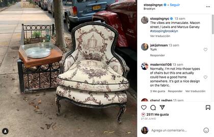 Nueva York es la cúspide del stooping, allí es totalmente común estar caminando por una avenida y encontrarse con un grupo de personas que, con teléfono en mano, buscan dar con las coordenadas correctas