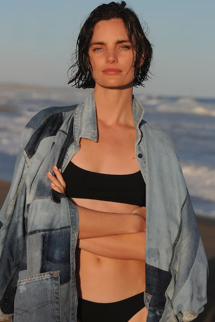 “Nueva York me dio muchísima libertad: es una ciudad donde realmente podés vestirte como quieras sin sentirte juzgada”, cuenta la modelo quien también vivió en Londres y Japón