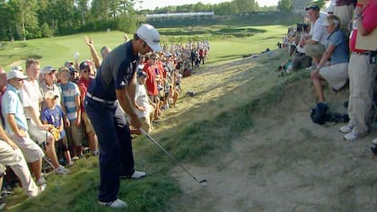 PGA Championship 2010: Dustin Johnson fue penalizado por apoyar el palo y no saber que se trataba de un búnker