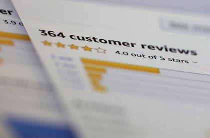 Nueve de cada diez consumidores investigan online antes de comprar en un comercio y el 76% de ellos confía en las reseñas que lee en internet, de acuerdo con el informe Media Essentials de Aleph.