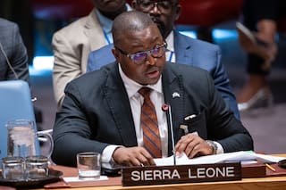 Nueve deportados de EE.UU. llegan a Sierra Leona en virtud de un acuerdo con un tercer país