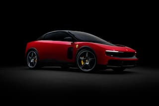 Las acciones de Ferrari se desploman tras presentar su auto eléctrico y llueven las críticas
