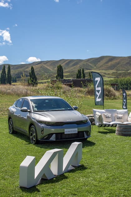 Nuevo Kia K3 Sedán.