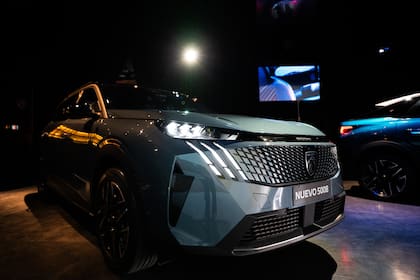 Nuevo Peugeot 5008.