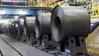 Nuevos aranceles han beneficiado a las atribuladas siderúrgicas de EE.UU.