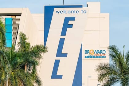 Numerosos retrasos se registraron este viernes en los aeropuertos del sur de Florida