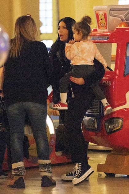 Nunzia aprovechó para llevar a India a conocer los juegos del Shopping Abasto