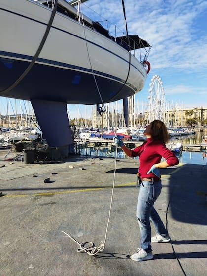 Nuria aún mantiene algunos clientes en Barcelona para cuando se mantiene estacionada en Barcelona durante el invierno