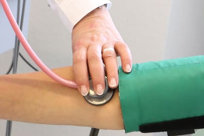 nvestigadores del Centro Médico Santa María de la Salud, el Hospital Universitario Austral y el Instituto BIOMED lideraron el ensayo clínico