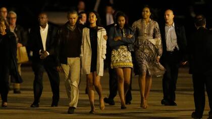 Obama junto a su familia en Ezeiza