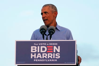 Obama salió al ruedo mientras Biden prepara el debate con Trump