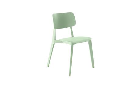 Silla Star, apilable y apta para exteriores; Manifiesto, $3233