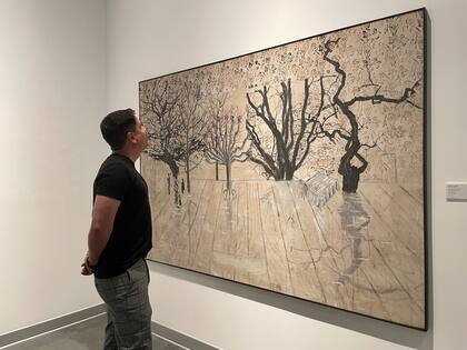 Obra de Guillermo Kuitca perteneciente a la Colección Narbona, exhibida en la sala de exposiciones temporarias de la Fundación Carbonell