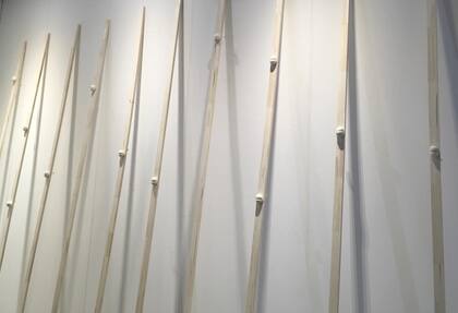 Obra de la artista Jimena Croceri, realizada con huevos, en ARCO Madrid