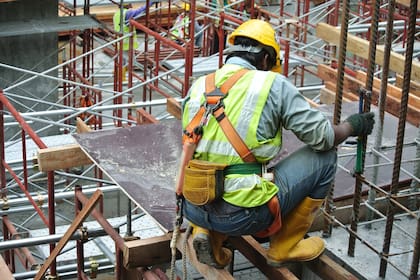 El objetivo es acelerar el crecimiento económico a través de un ambicioso plan de obras públicas