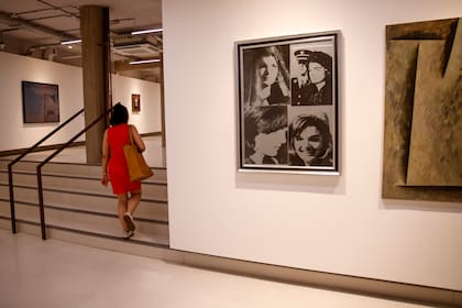 Obras de Andy Warhol y Alfredo Hlito en la muestra actual en Fundación Klemm