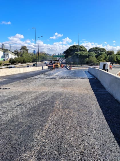 Obras de mejoramiento integral, pruebas de carga y trabajos de mantenimiento tecnológico afectarán varias autopistas