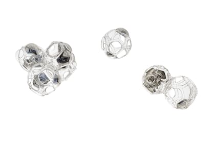 Obras de Tomás Saraceno que exhibirá Ruth Benzacar