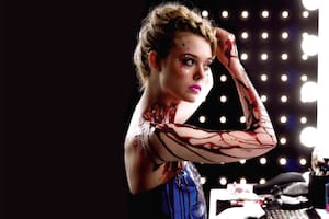 Obsesiones, envidia y crímenes: cuando las ficciones retratan el costado más oscuro del mundo de la moda